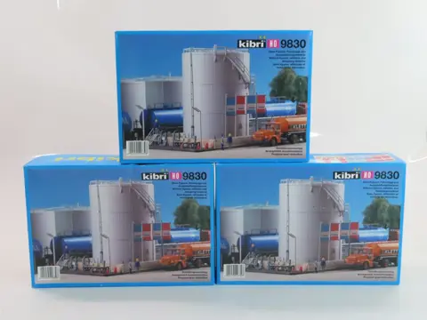 Kibri H0 - 9830 - Landschap - 3 Bouwdozen van Opslag Tanks