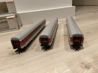 Märklin H0 - 4285/4286 - Passagiersrijtuig - 3 Passagiersrijtuigen - DB
