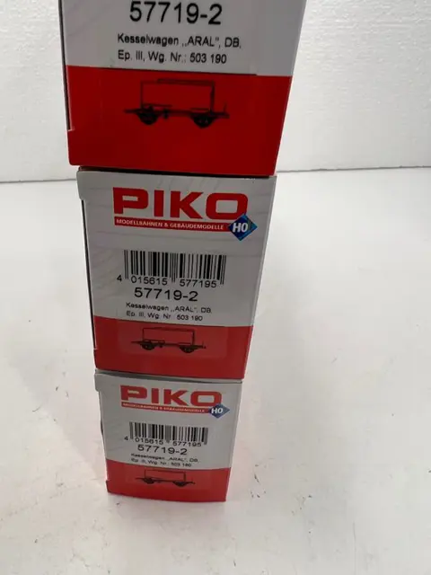 Piko H0 - 57719-2 - Goederenwagon - 4 ketelwagens "Aral" - DB