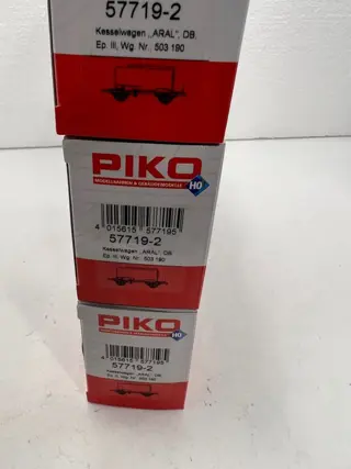 Piko H0 - 57719-2 - Goederenwagon - 4 ketelwagens "Aral" - DB