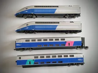 Mehano H0 - Treinstel - 3 TGV-sets, 2 opnieuw geverfd - SNCF