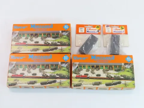 Roco, Minitanks 1:87 - 681/Z312B/Z314A/Z314B - Landschap - 3 Minitanks kits en 2 Cargo Bodies