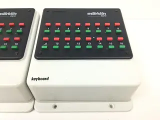 Märklin H0 - 6040/6043 - Toebehoren - 2 Keyboards, en 1 memory