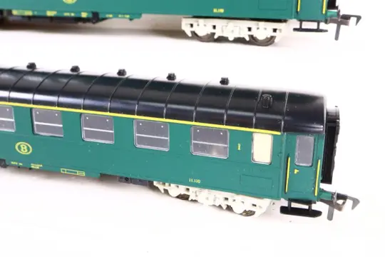 Fleischmann H0 - 5152/1520 - Passagiersrijtuig - Vijf personenrijtuigen - NMBS