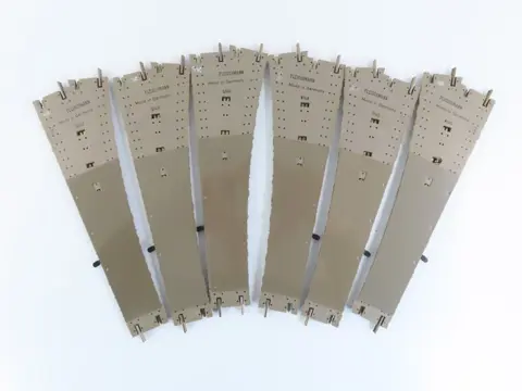 Fleischmann H0 - 6140L/R - Rails - 6-delig railkavel met handwissel links/rechts, Profi-rail