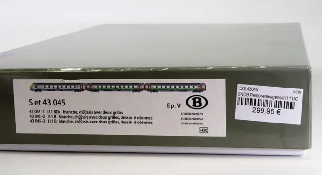 L.S.Models H0 - 43045 - Passagiersrijtuigen set - Set van 3 I11 rijtuigen met stuurstand - NMBS