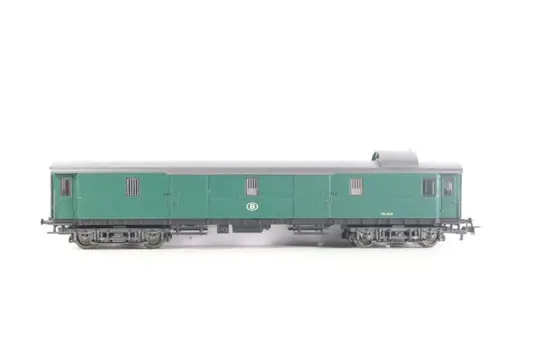 Märklin H0 - 4394 - Passagiersrijtuigen set - Drie rijtuigen van de Belgische spoorwegen - NMBS