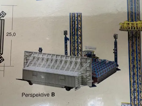 Faller H0 - 140325 - Landschap - Kermisattractie "Power Tower", Vrije val