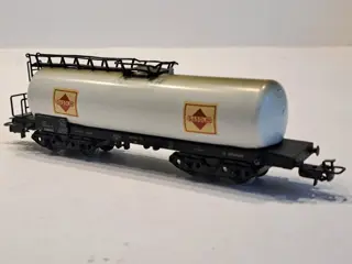 Märklin H0 - 4630/48/53 - Goederenwagon - 3x 4-assige ketelwagon Brüninghaus, BP en Gasolin - DB