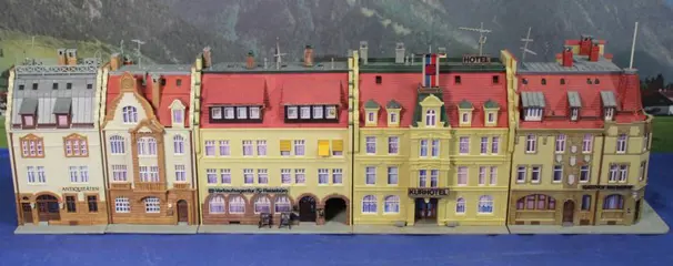 Faller, Kibri, Vollmer N - 7126/-72/-74/9521/7726/-27/-28 - Landschap - Stadspanden, warenhuizen en flatgebouwen