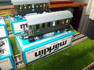 Märklin H0 - 4000/329-4 - Passagiersrijtuig - 10 personenauto's - DB