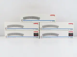 Märklin H0 - 24230 - Rails - 30 Gebogen C-Rails R2 437,5 mm. 30 graden