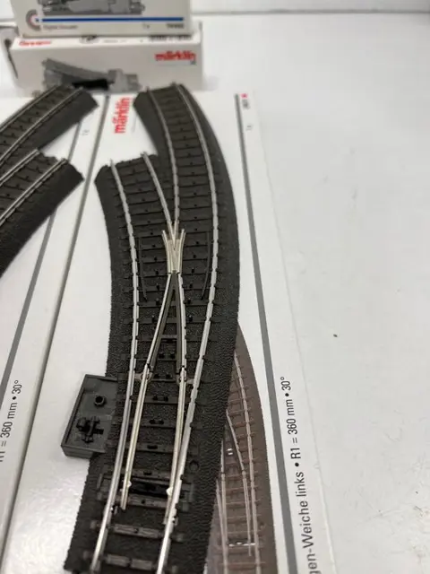 Märklin H0 - 24671/24672/74490/74460 - Rails - 2 Bocht wissels met decoder en aandrijving