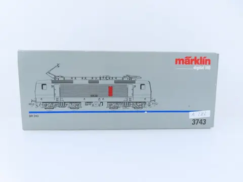 Märklin H0 - 3743 - Elektrische locomotief - BR 243, Digitaal - DR (DDR)