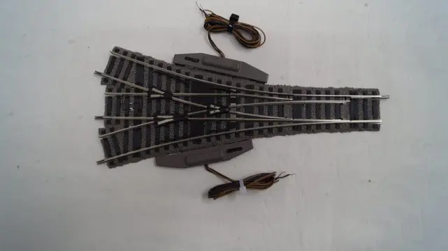 Fleischmann H0 - 6157 / 6164 L - Rails - Driewegwissel en Engels wissel