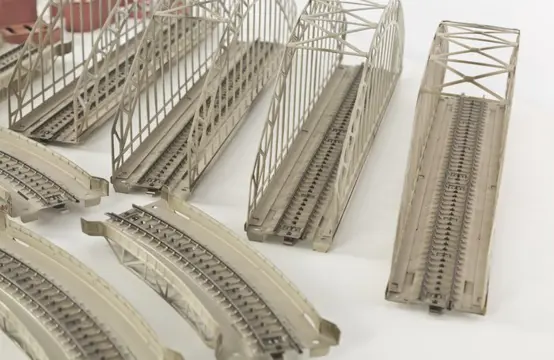 Märklin H0 - Landschap, Toebehoren - Metalen bruggen en bovenleiding