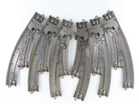 Märklin H0 - 24671/24672 - Rails - 6-delig railkavel met meegebogen handwissel rechts/links, C-rail