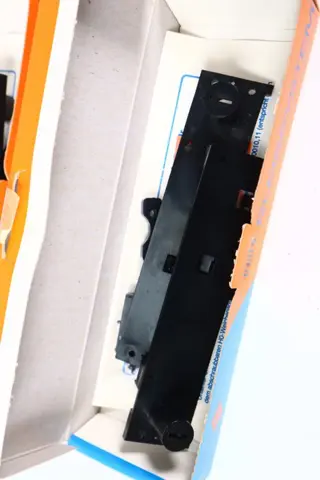 Roco H0 - 10015 - Toebehoren - Acht 'ondervloer-adapters' voor elektrische aandrijving