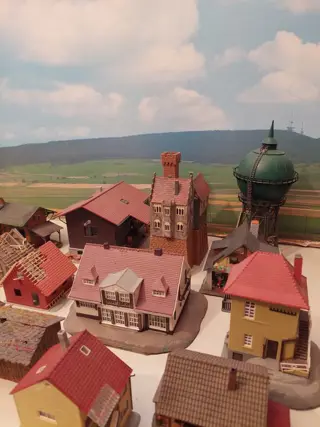 Faller, Kibri, Pola H0 - Landschap - Station en overige gebouwen