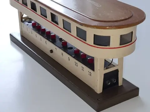 Märklin H0 - 473/12 - Toebehoren - 12 seinhuis, met licht