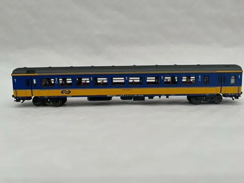 Trix H0 - 31141 - Passagiersrijtuig - Set met Stam IC Rijtuigen - NS