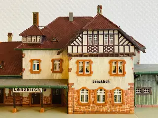 Faller, Supercolor H0 - Landschap - Station, goederenstation, seinposten