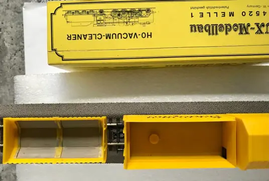 LUX Modellbau H0 - 8811 - Goederenwagon - Vacuümwagen - DB