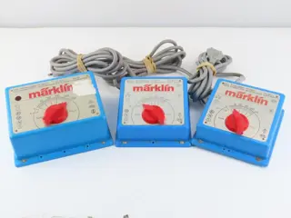 Märklin H0 - 6631/37540 - Toebehoren - 3 Transformatoren 10 en 30VA
