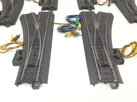 Märklin H0 - 24611/612/671/672/74470/74491 - Rails - 6 C-Rails wissels, inclusief aandrijving en verlichting