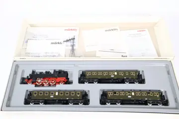Märklin H0 - 2865 - Treinset - Stoomlocomotief BR75 met 3 personenrijtuigen - DRG