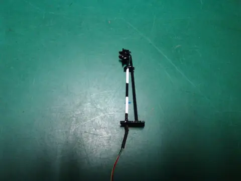 Seinen H0 - Toebehoren - 10 Hoofdseinen groen/rood, ´links´ - NS