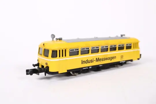 Arnold N - Diesellocomotief - Twee railbusjes 'meetwagens' - DB