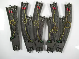 Märklin H0 - 24671/24672/24951/24977/24978/74470 - Rails - 4x gebogen wissel met wissellantaarn, overgangsrails en stootblokken C-Rail