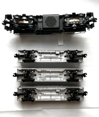 Lionel 0 - 6-38238 / 6-35236 / -237 / -238 - Treinset - Diesellocomotief GP 40 met 3 wagens - New Jersey Transport Corporation