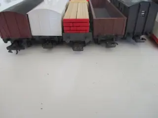 Jouef H0 - 622/655/652/658/648/639 - Goederenwagon - 16 Goederen wagons - SNCF