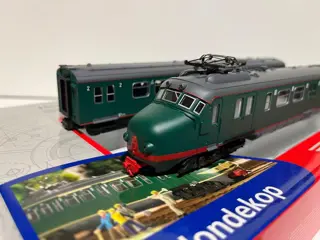 Piko H0 - 57521 - Treinstel - Hondekop 'Bloedneus' - NS