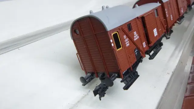 Fleischmann, Roco H0 - Goederenwagon - 8-delig assortiment hoogwaardige goederen- en werkwagens - # 4072 - DB