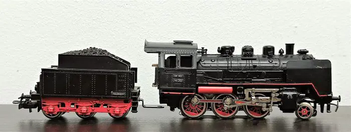 Märklin H0 - FM 800/3003.2 - Stoomlocomotief met tender - BR 24 - DB