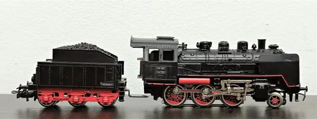 Märklin H0 - FM 800/3003.2 - Stoomlocomotief met tender - BR 24 - DB