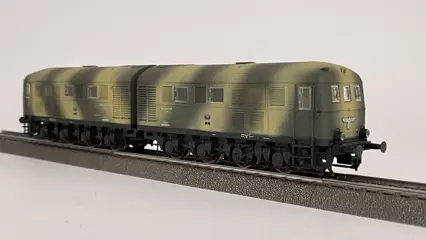 Artitec, Märklin H0 - da set 37203/4867 - Treinstel - V188 camouflage met 9 6-assige wagons met Artitec tanks - DRG