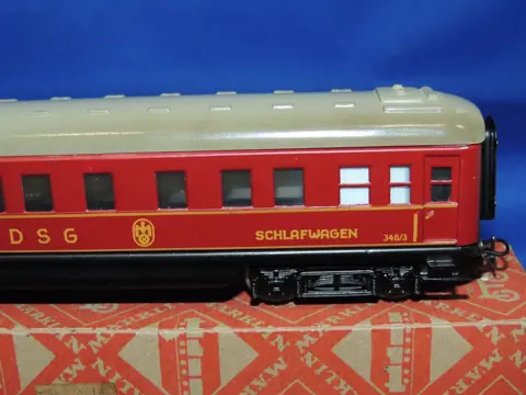 Märklin H0 - 346/3 / 4010.6 - Passagiersrijtuig - Sleeper, Schürzenwagen - DB