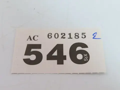 Roco H0 - 69494 - Dieselhydraulische locomotief - Serie 1900, BR 215 in een Nederlands jasje - NS