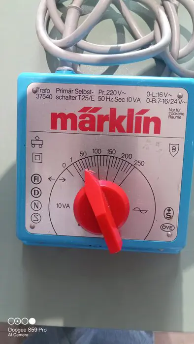 Märklin H0 - 37540/6631 - Toebehoren - 3 transformatoren 10 en 30VA