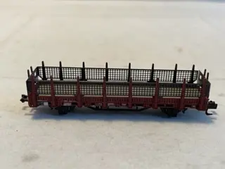 Hobbytrain N - H23824 - Goederenwagenset - Set rongenwagens type Kbs 442 met gaasombouw tbv Briketten vervoer - (8470) - DB