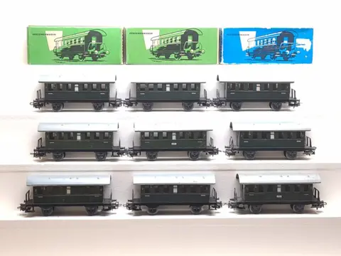 Märklin H0 - 4000 - Passagiersrijtuig - 9 rijtuigen