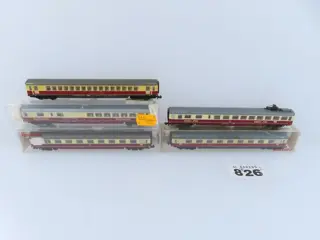 Fleischmann N - 8161/-65 - Passagiersrijtuig - Vijf 4-assige sneltreinrijtuigen in TEE-kleurstelling, inclusief restauratierijtuigen - DB