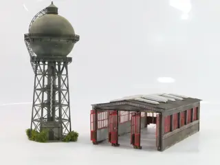 Kibri H0 - 39450/39457 - Landschap - Locloods en watertoren - Geweatherd