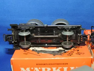 Märklin H0 - 4802/4900/4903/4909/4910/4911 - Wagon - 6 samengestelde kits - DB