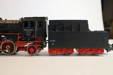 Märklin H0 - DA 800/3005.1 - Stoomlocomotief met tender - BR 23 - DB