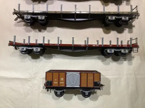 Buco 0 - Goederenwagon - 3 Rongenwagens en 1 Hogeboord wagon - SBB CSF